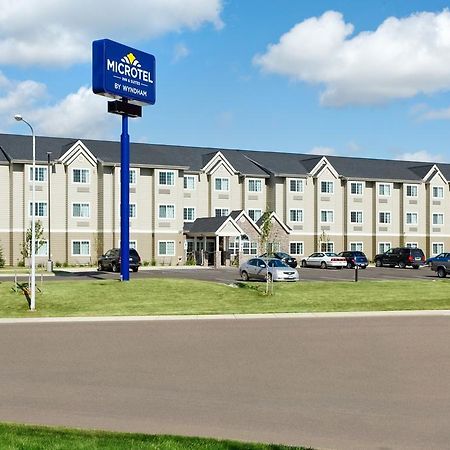 Microtel Inn & Suites By Wyndham Дикинсон Экстерьер фото